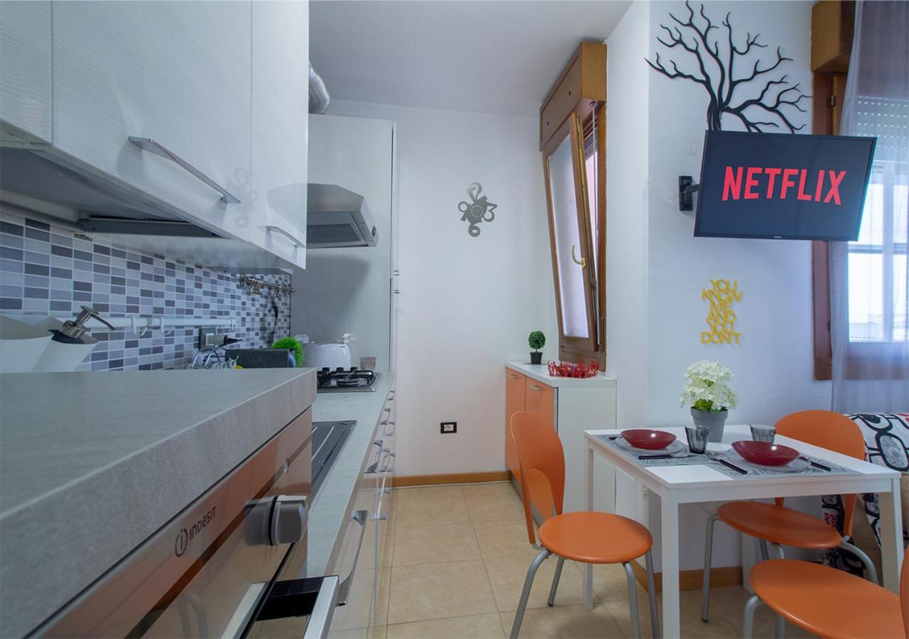 Bologna Fair Expo Apartment Bagian luar foto